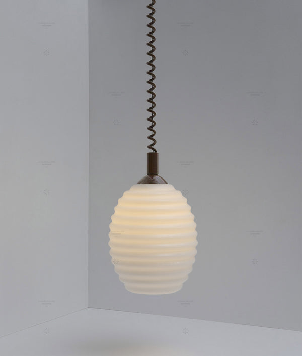 Suspension monte et baisse "Coup de fil", modèle III, câble marron - Allumé