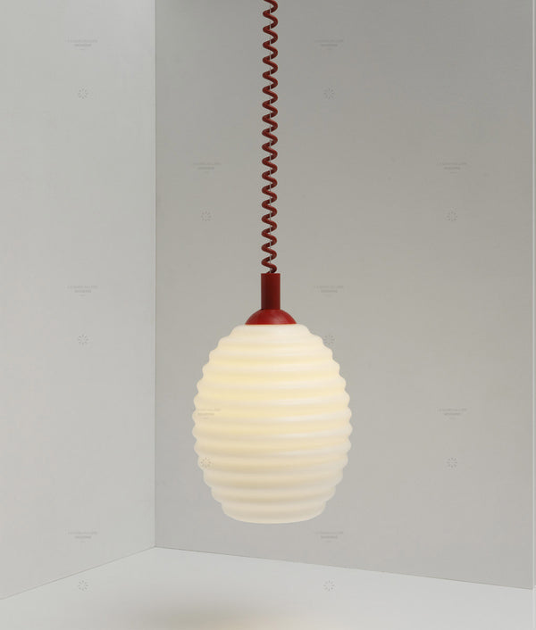 Suspension monte et baisse "Coup de fil", modèle III, câble rouge coquelicot - Allumée