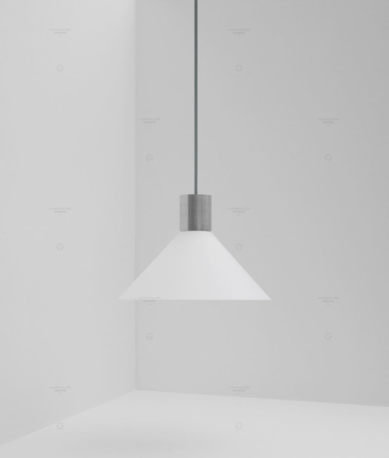 Suspension "Délices", abat-jour en opaline blanche mate, grand modèle