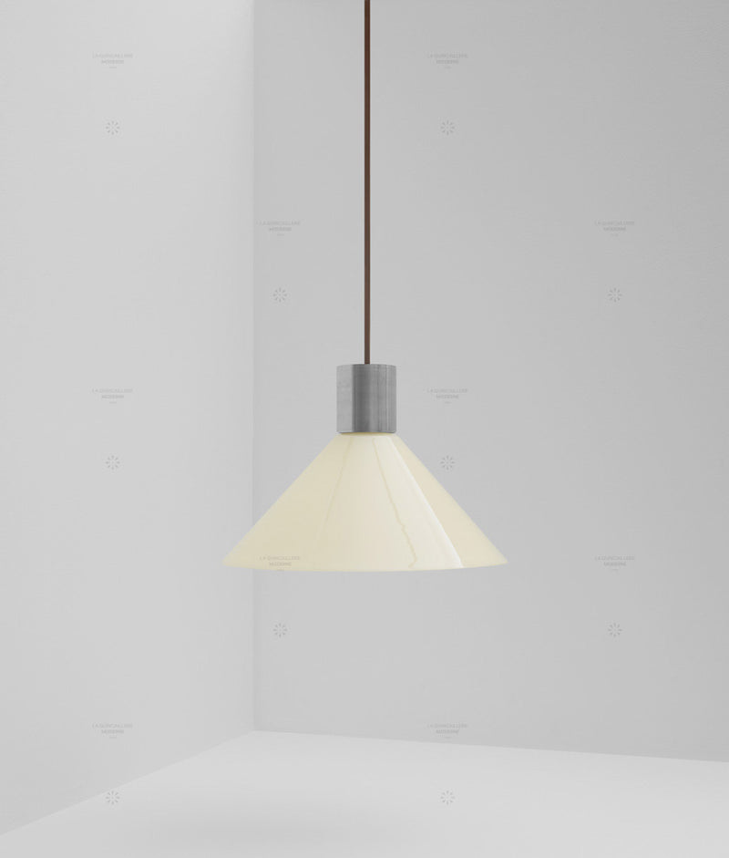 Suspension "Délices", abat-jour en opaline satinée crème, grand modèle