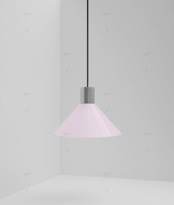 Suspension "Délices", abat-jour en opaline satinée rose pâle, grand modèle