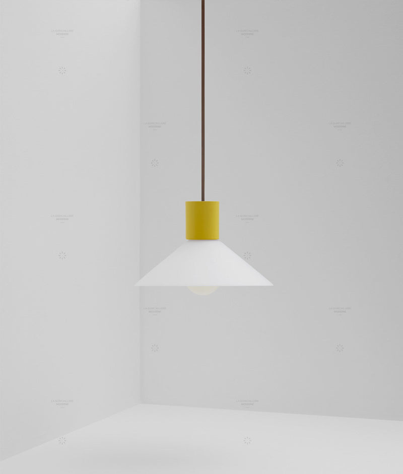 Suspension "Délices", abat-jour en opaline blanche mate, petit modèle