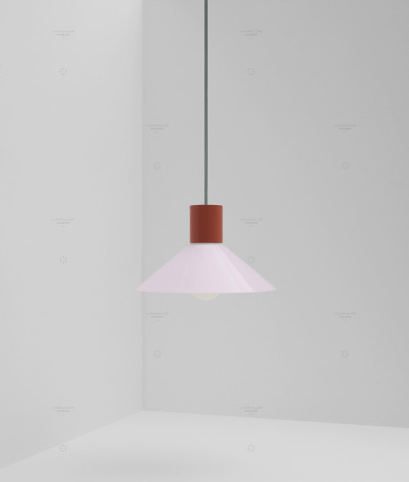 Suspension "Délices", abat-jour en opaline satinée rose pâle, petit modèle