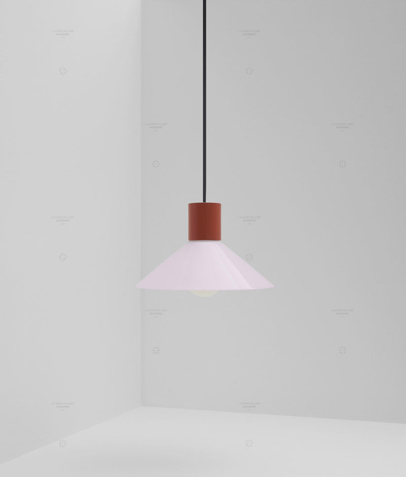 Suspension "Délices", abat-jour en opaline satinée rose pâle, petit modèle