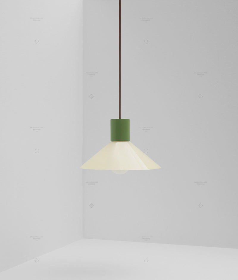 Suspension "Délices", abat-jour en opaline satinée crème, petit modèle