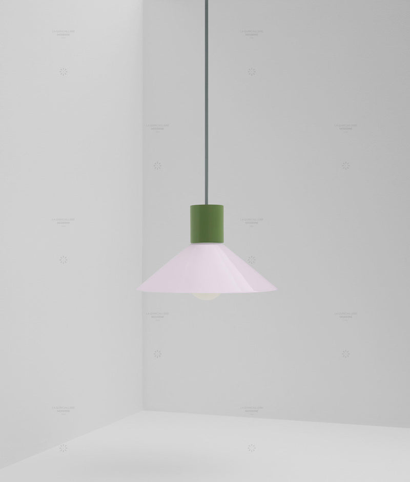 Suspension "Délices", abat-jour en opaline satinée rose pâle, petit modèle