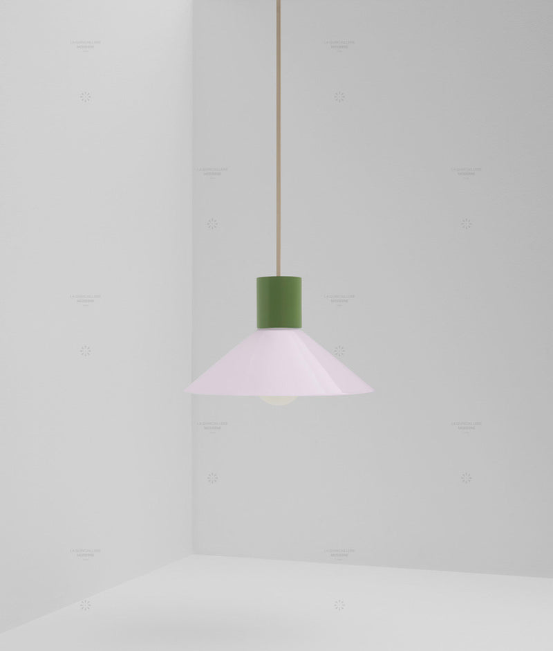 Suspension "Délices", abat-jour en opaline satinée rose pâle, petit modèle
