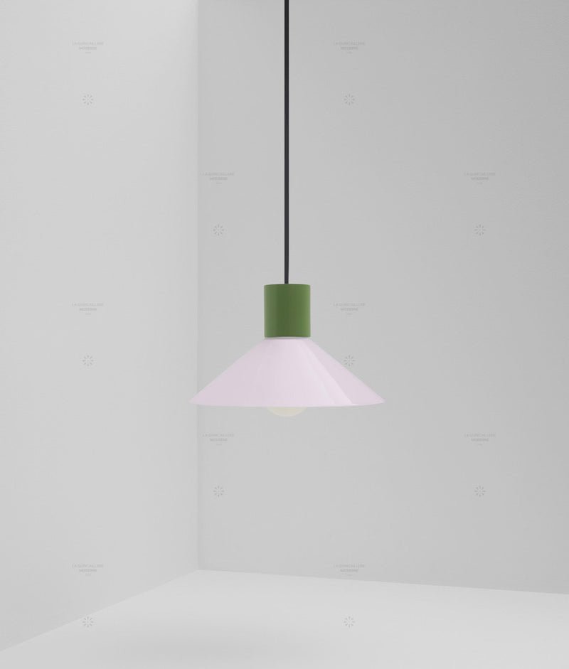 Suspension "Délices", abat-jour en opaline satinée rose pâle, petit modèle