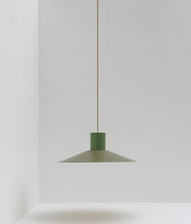 Suspension évasée "Belle de nuit", petit modèle, vert argile et vert champêtre, câble crème - La Quincaillerie moderne