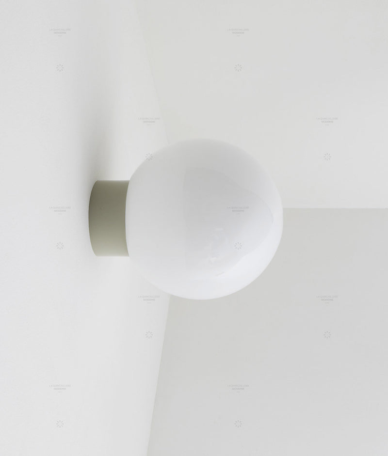 Applique "Bauhaus" gris perle, verrerie boule, grand modèle
