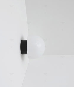 Applique "Bauhaus" droite, verrerie opaline champignon 