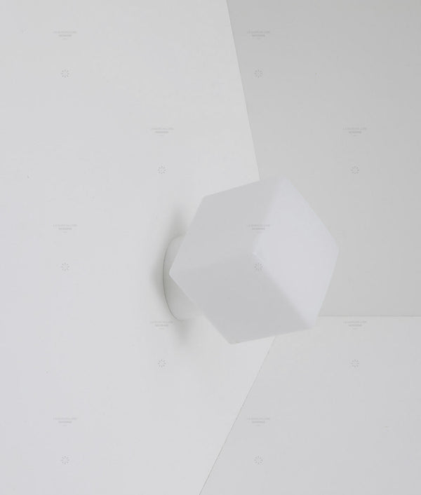 La Quincaillerie moderne - Applique / plafonnier "Bauhaus", blanc opaline blanche