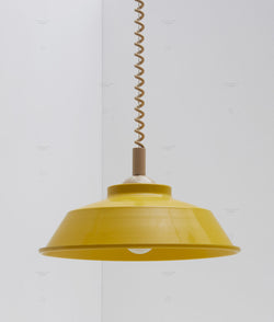 Suspension monte et baisse "Après-midi", câble beige, abat-jour en métal émaillé
