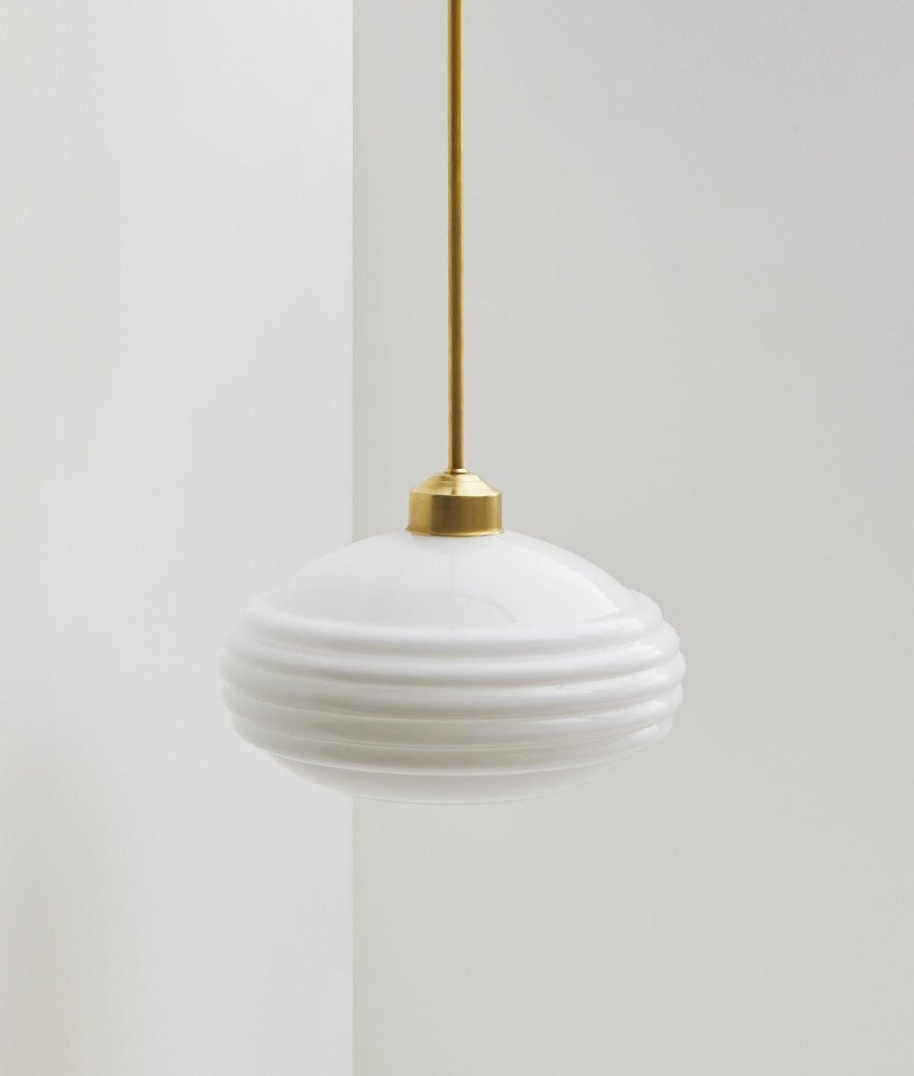Suspension "Bistro" laiton, verrerie "anneaux II" satinée, modèle moyen