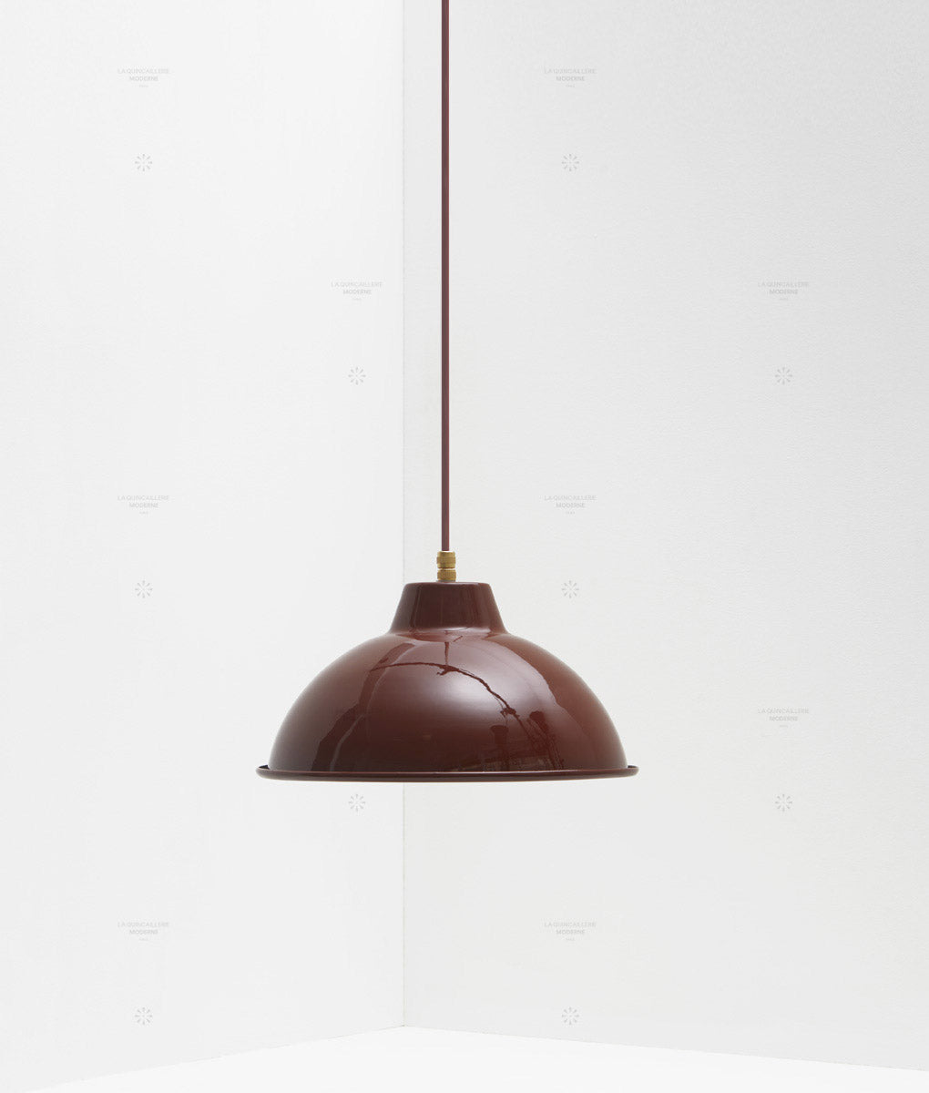 Suspension "Rétro", modèle I, abat-jour marron en métal émaillé