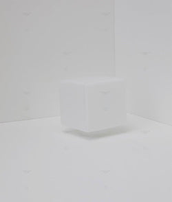 Verrerie carrée à visser en opaline satinée, filetage ø 84,5 mm